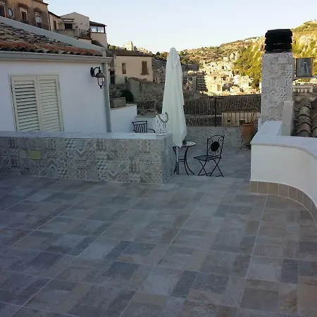 Casa Mireio 3*